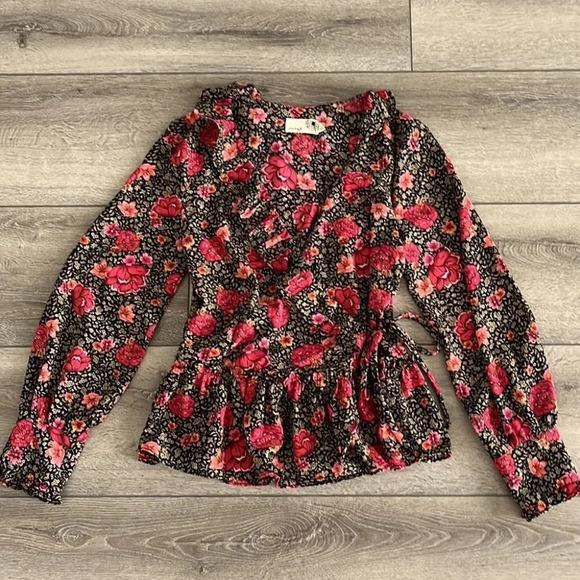 EVERLEIGH Ruffle Print  Wrap Blouse M - Picture 2 of 4